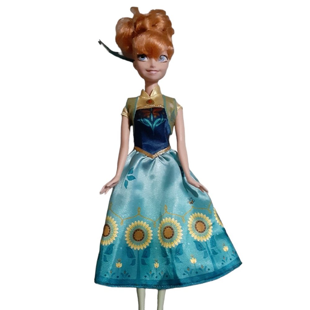 Ana frozen Disney Doll with Blue and Gold Dress Mattel